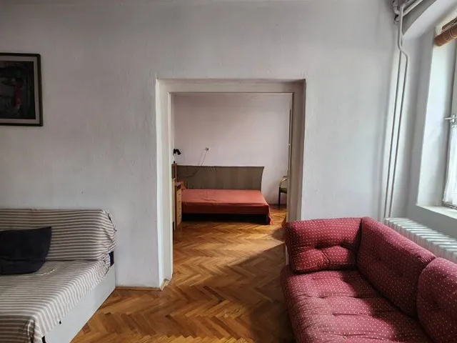 Kiadó ház Pécs, Belváros 56 nm
