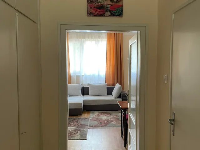 Kiadó lakás Pécs, Uránváros 40 nm