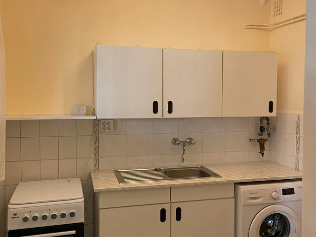 Kiadó lakás Pécs, Uránváros, Páfrány utca 40 nm