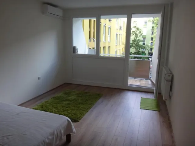 Kiadó lakás Pécs, Egyetemváros 43 nm