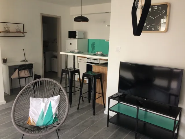 Kiadó lakás Pécs, Egyetemváros, Szigeti út 39 nm