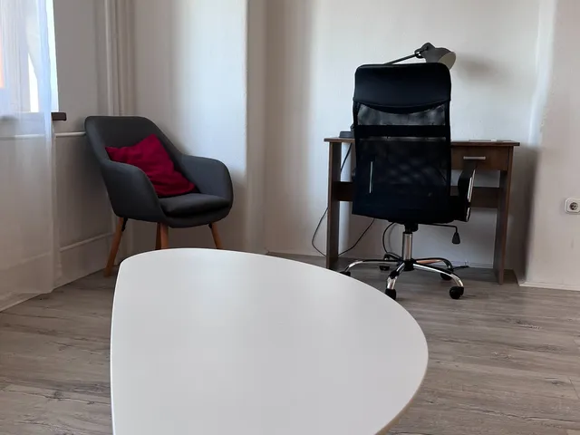 Kiadó lakás Pécs, Egyetemváros 56 nm