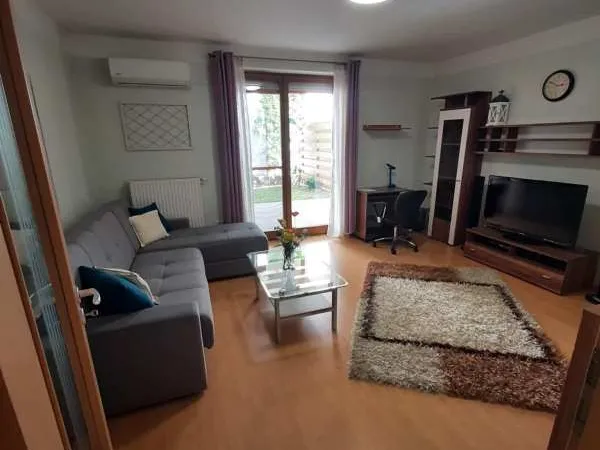 Kiadó lakás Pécs, Egyetemváros 50 nm