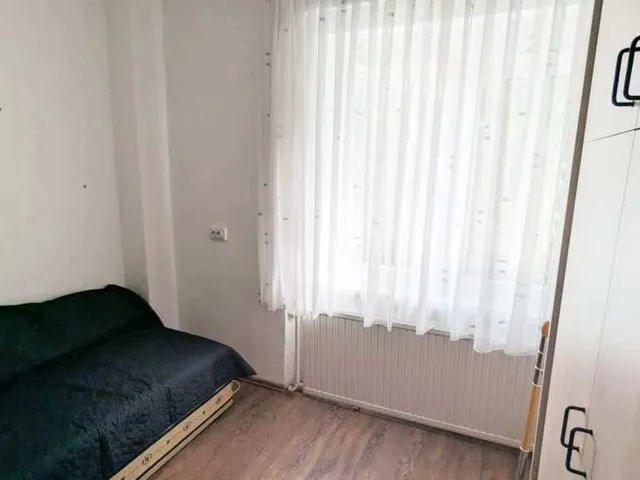 Kiadó lakás Pécs, Belváros, Zsolt utca 48 nm