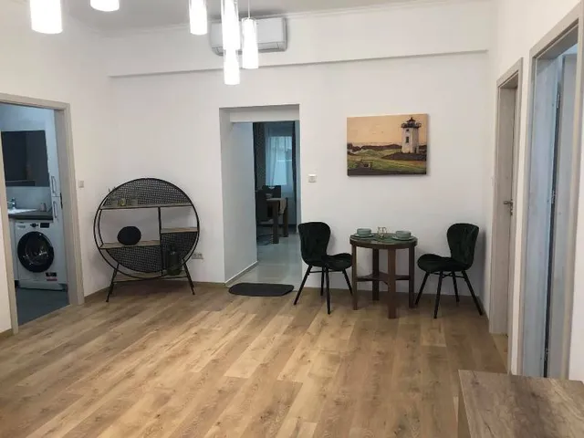 Kiadó lakás Pécs, Belváros 80 nm