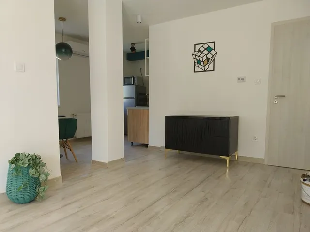 Kiadó lakás Pécs, Egyetemváros, Szigeti út 45 nm