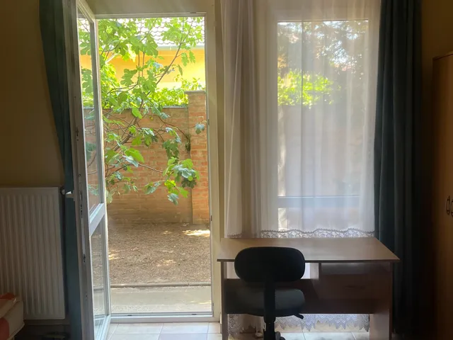 Kiadó lakás Pécs, Faludi Ferenc utca  41 nm