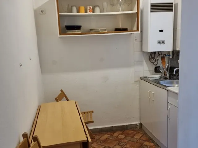 Kiadó lakás Pécs, Belváros, János utca 50 nm