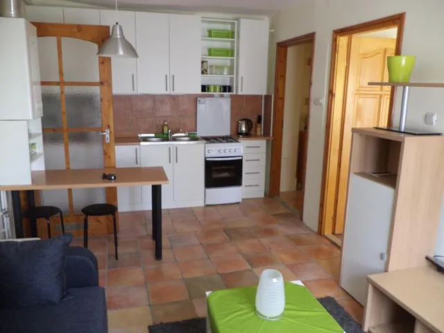 Kiadó lakás Pécs, Belváros, Majorossy Imre utca 41 nm