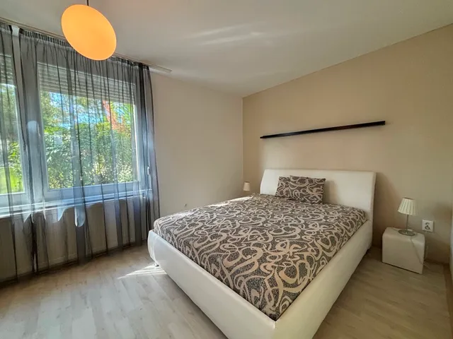 Kiadó lakás Pécs, Hunyadi út  63 nm