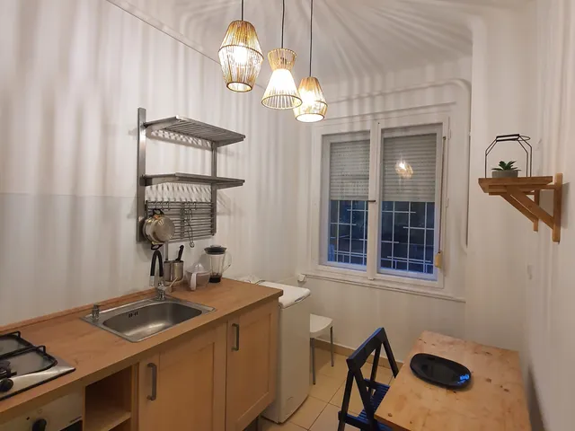 Kiadó lakás Pécs, Egyetemváros, Garay utca 34 nm