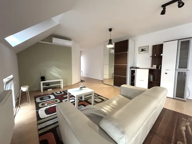 Kiadó lakás Pécs, Belváros 50 nm