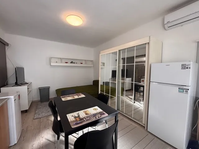 Kiadó lakás Pécs, Remény utca 24 nm