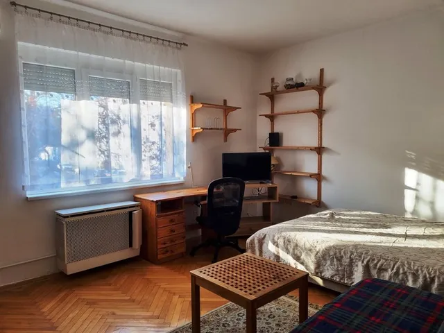 Kiadó lakás Pécs, Egyetemváros 36 nm