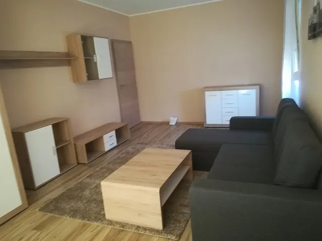 Kiadó lakás Pécs, Belváros 52 nm