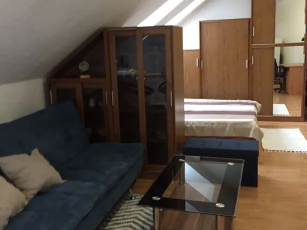 Kiadó lakás Pécs, Belváros 39 nm