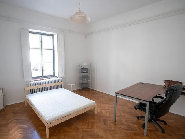 Kiadó lakás Pécs, Belváros, Felsőmalom  102 nm