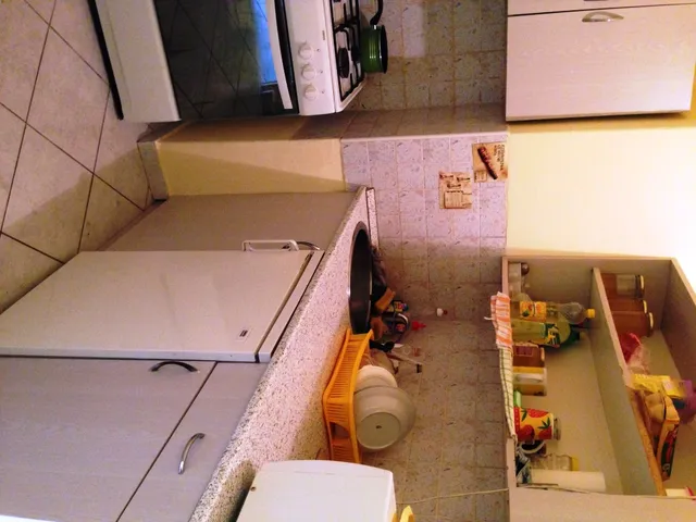 Kiadó lakás Pécs, Uránváros, Gosztonyi Gyula u.  35 nm