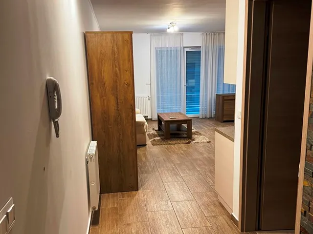 Kiadó lakás Pécs, Egyetemváros, Megyeri tér 58 nm