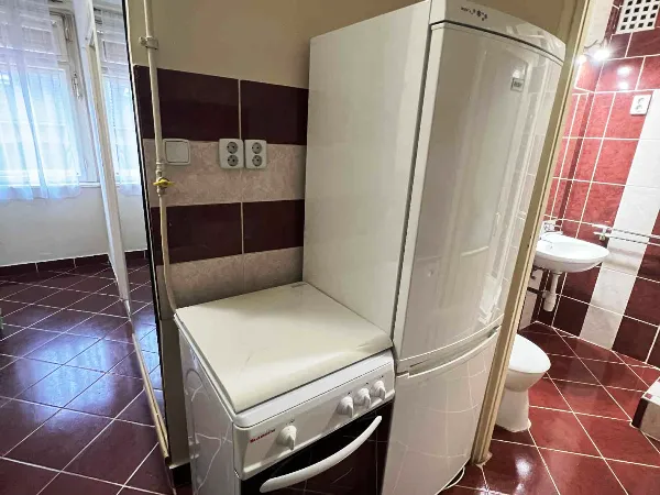 Kiadó lakás Pécs, Belváros, Király utca 42 nm