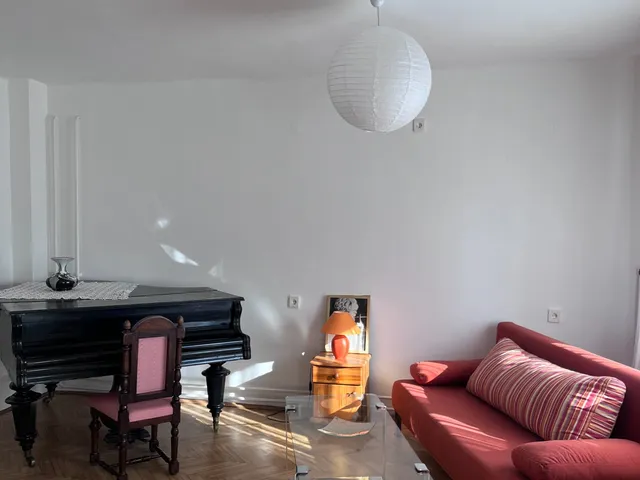 Kiadó lakás Pécs, Belváros, Aradi Vértanúk útja 50 nm