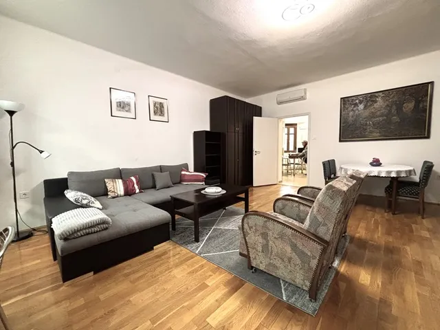 Kiadó lakás Pécs, Belváros 75 nm