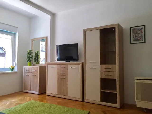 Kiadó lakás Pécs, Belváros 40 nm