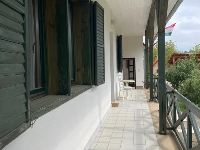 Kiadó ház Pécs, Fülep Lajos utca  133 nm