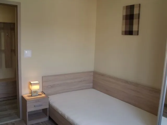 Kiadó lakás Pécs, Belváros, Hungária út 54 nm