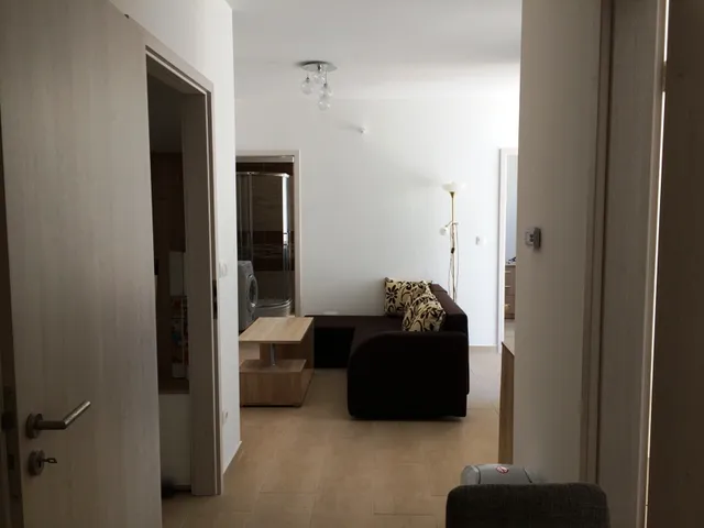 Kiadó lakás Pécs, Egyetemváros 54 nm