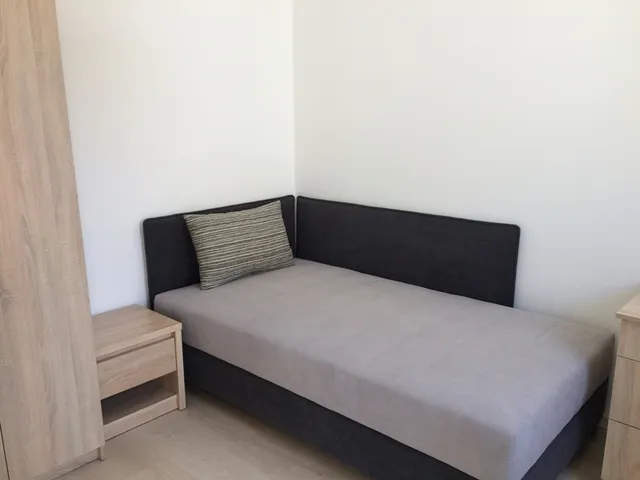 Kiadó lakás Pécs, Egyetemváros, József Attila utca 54 nm