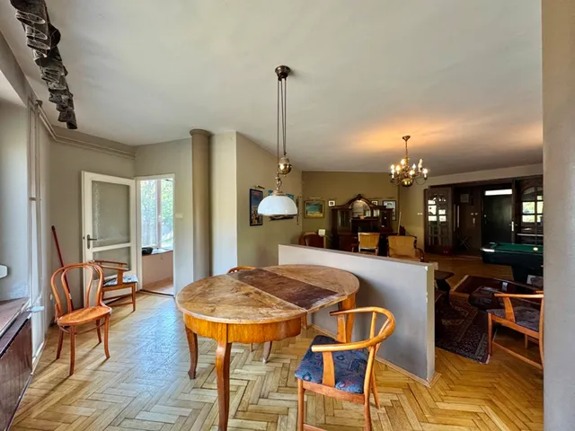 Kiadó lakás Pécs, Egyetemváros, Alkotmány utca 135 nm