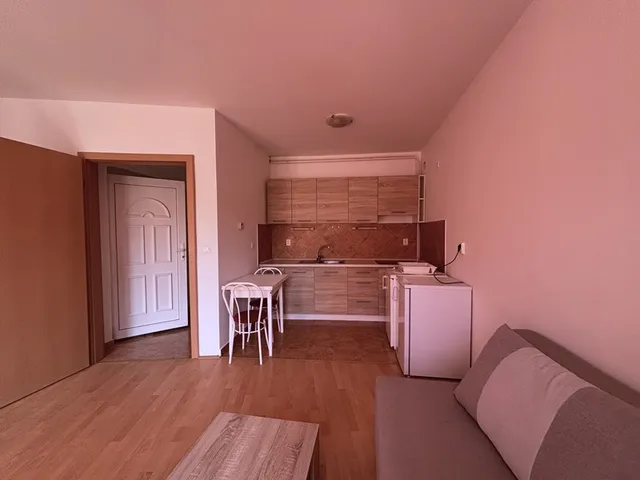 Kiadó lakás Pécs, Egyetemváros, Hungária utca 48 nm