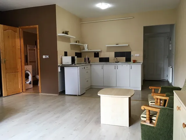 Kiadó lakás Pécs, Egyetemváros, Hungária 34 nm