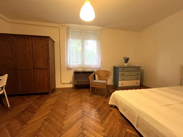 Kiadó lakás Pécs, Uránváros 30 nm