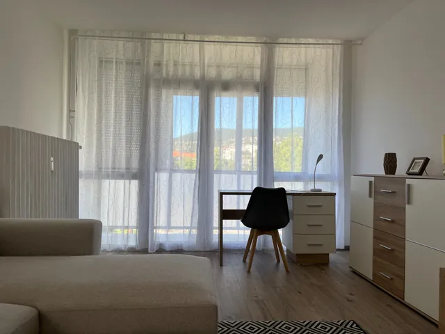 Kiadó lakás Pécs, Egyetemváros 53 nm