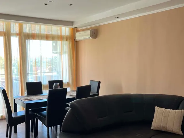 Kiadó lakás Pécs, Belváros 63 nm