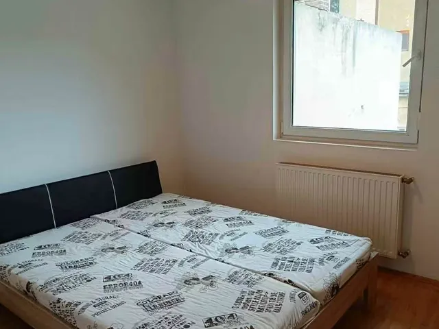 Kiadó lakás Pécs, Egyetemváros, Hungária utca 48 nm