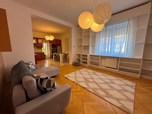Kiadó lakás Pécs, Belváros, Székely Bertalan utca 120 nm