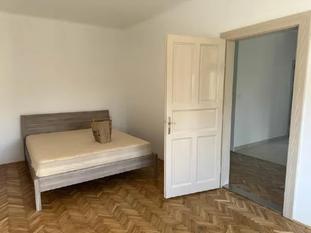 Eladó ház Budapest III. kerület 104 nm