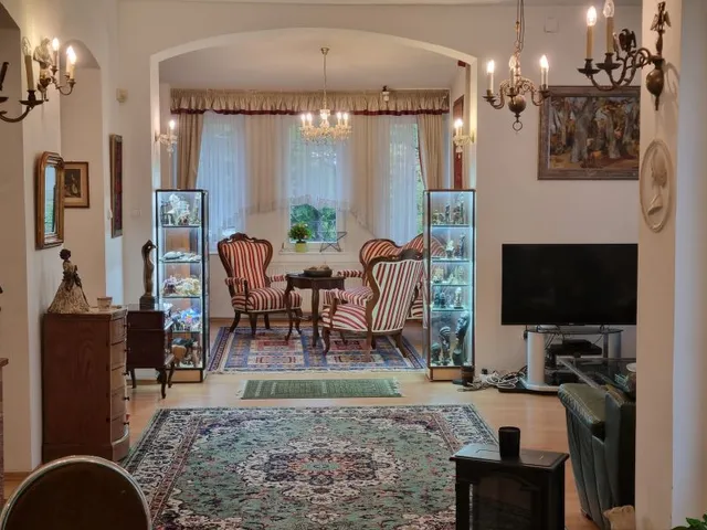 Eladó ház Budapest II. kerület 318 nm