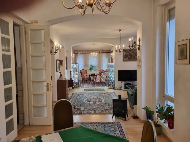 Eladó ház Budapest II. kerület 318 nm