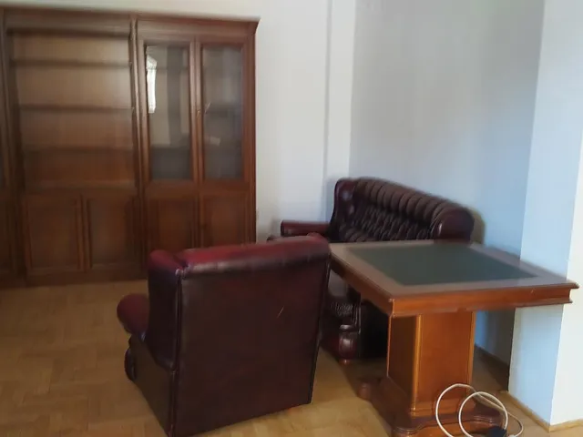 Kiadó kereskedelmi és ipari ingatlan Budapest II. kerület 90 nm