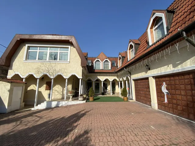 Eladó ház Budapest XIX. kerület 202 nm