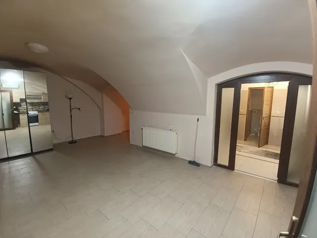 Eladó kereskedelmi és ipari ingatlan Budapest VIII. kerület, Józsefváros 71 nm