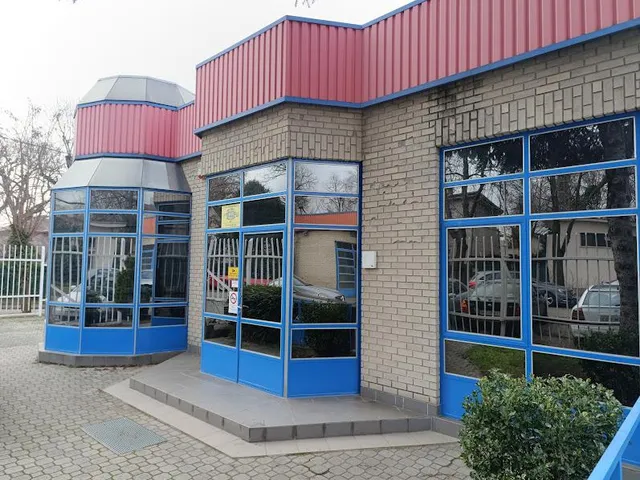 Kiadó kereskedelmi és ipari ingatlan Budapest XVIII. kerület 190 nm