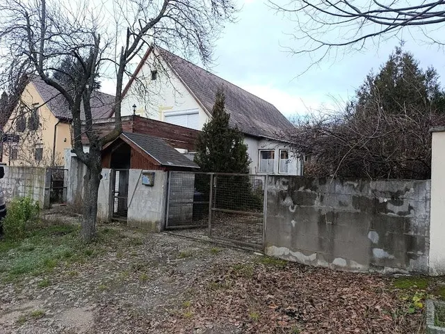 Eladó ház Fót 132 nm