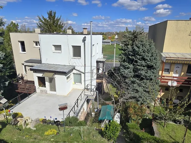 Eladó ház Budapest XXI. kerület, Királyerdő 175 nm