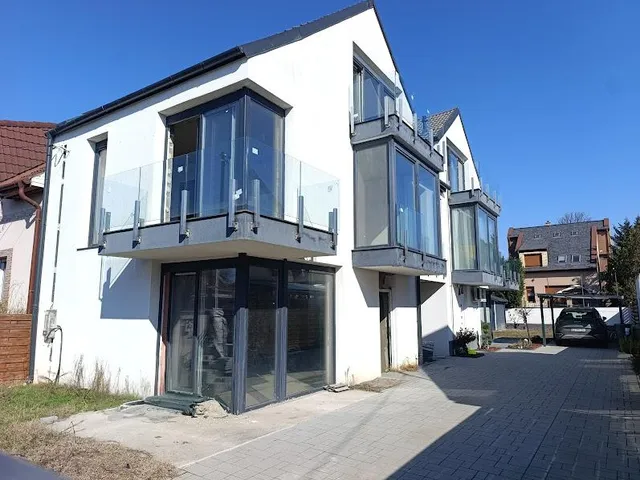 Eladó ház Budapest XV. kerület 115 nm