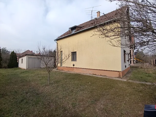 Eladó ház Budapest XVII. kerület, Akadémia-Újtelep 132 nm